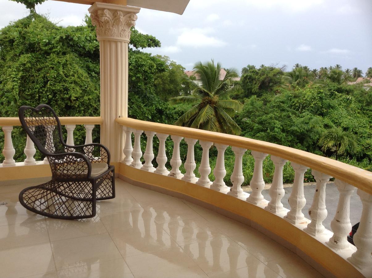 White Sands Shared Apartments Punta Cana Exterior photo